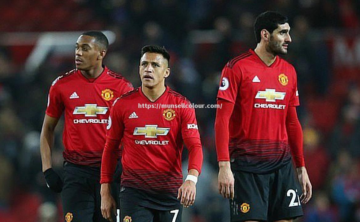 曼城客场逆转擒胜,继续稳坐积分榜榜首 曼城客场逆转擒胜,继续稳坐积分榜榜首