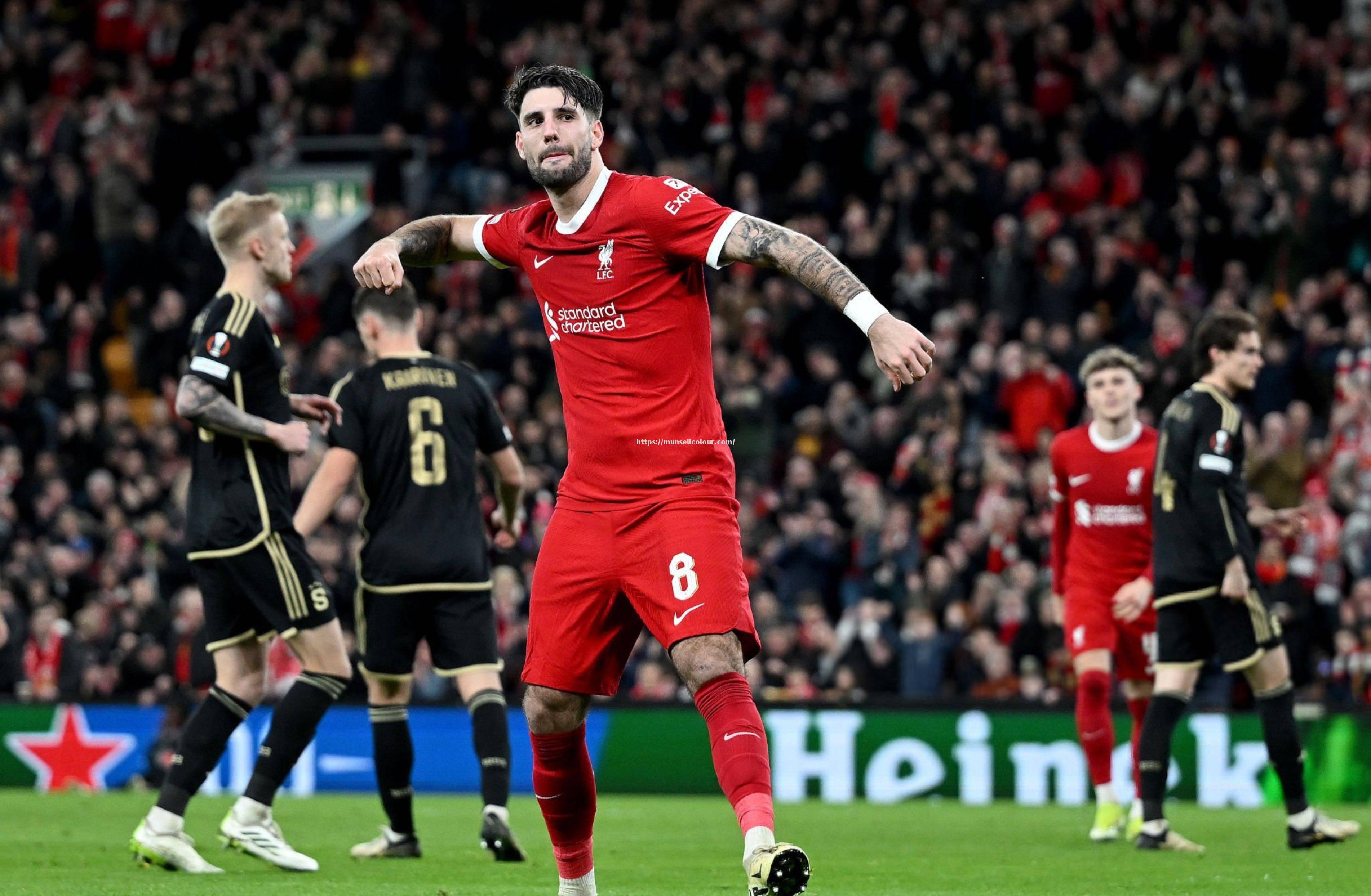 勒沃库森队在攻防转换中取得胜利